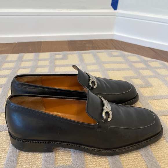 Vintage Salvatore Ferragamo MOCCASIN WITH GANCINI ORNAMENT main image 4